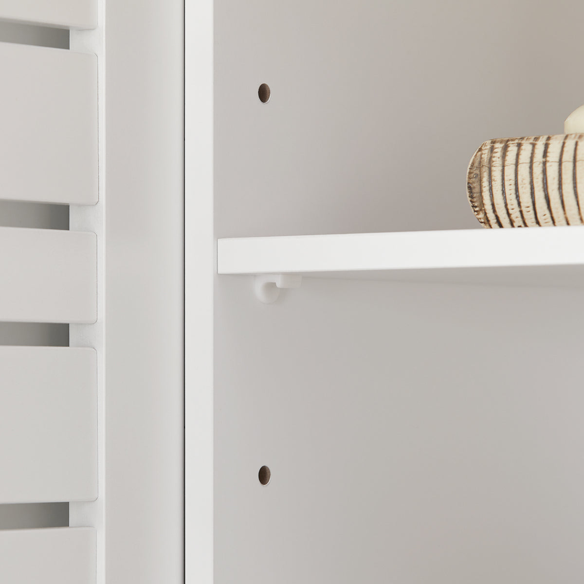 SoBuy BZR40-W Meuble Sous-Lavabo Meuble Sous-Vasque à 2 étages et 2 Portes Meuble de Rangement de Salle de Bain