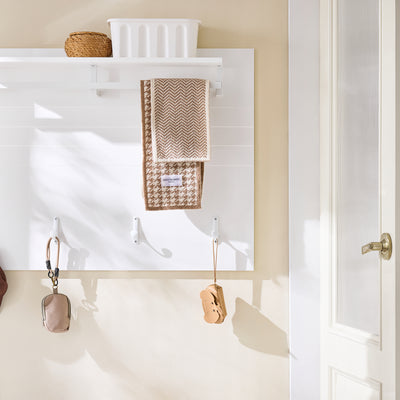 SoBuy FHK36-W Porte-Manteau Mural avec Étagère et 4 Crochets – 100×20×70 cm, Charge 21 kg, MDF E1, Blanc