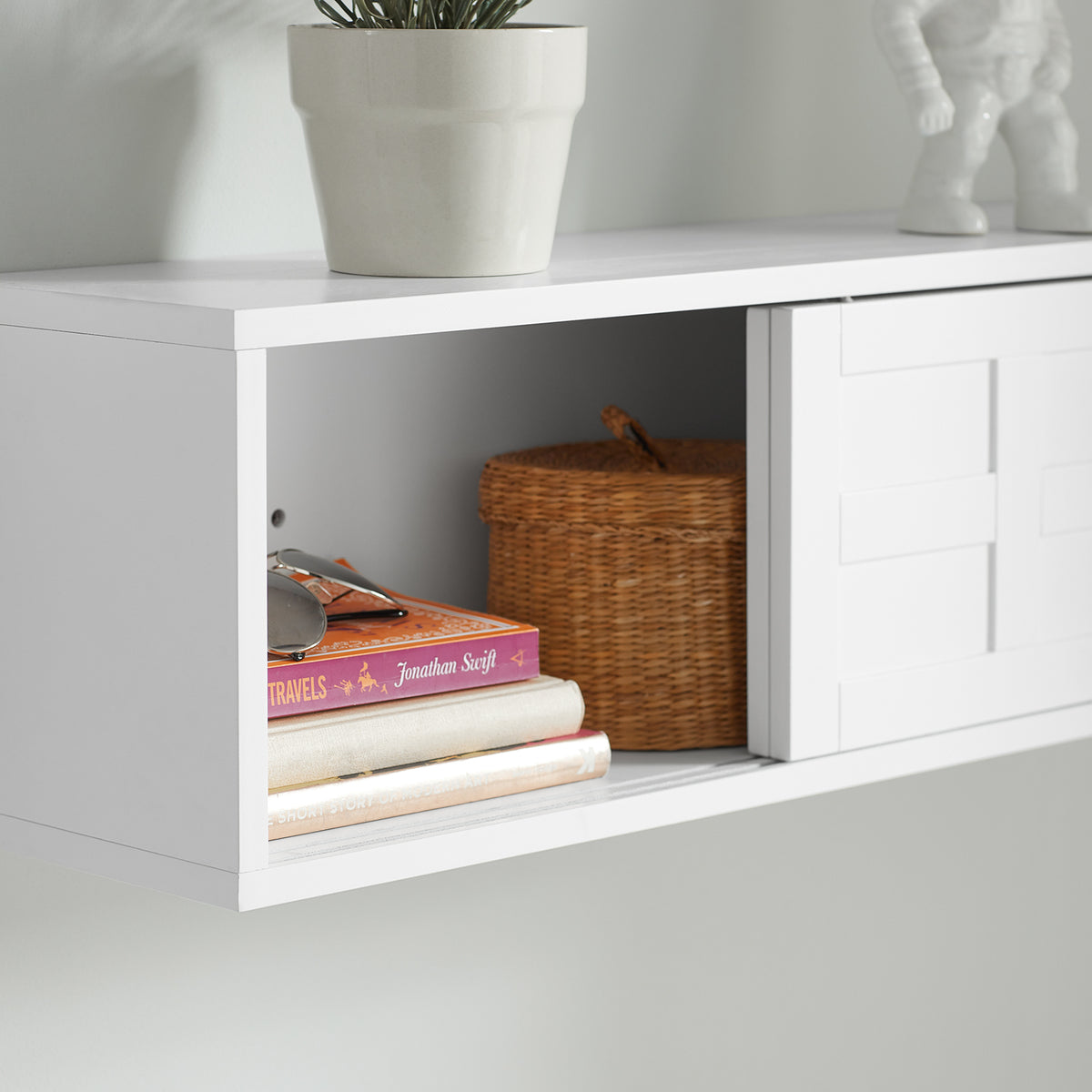 SoBuy FHK18-W Étagère Murale avec 2 Portes Coulissantes, Rangement Optimisé, Design Fonctionnel, Usage Quotidien, Format Pratique – L75×P20×H23 cm, Blanc